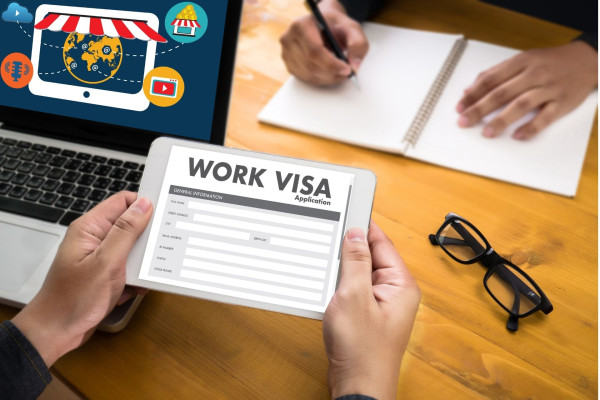 انواع برنامه های مهاجرتی برای دریافت ویزای کار IMP کانادا